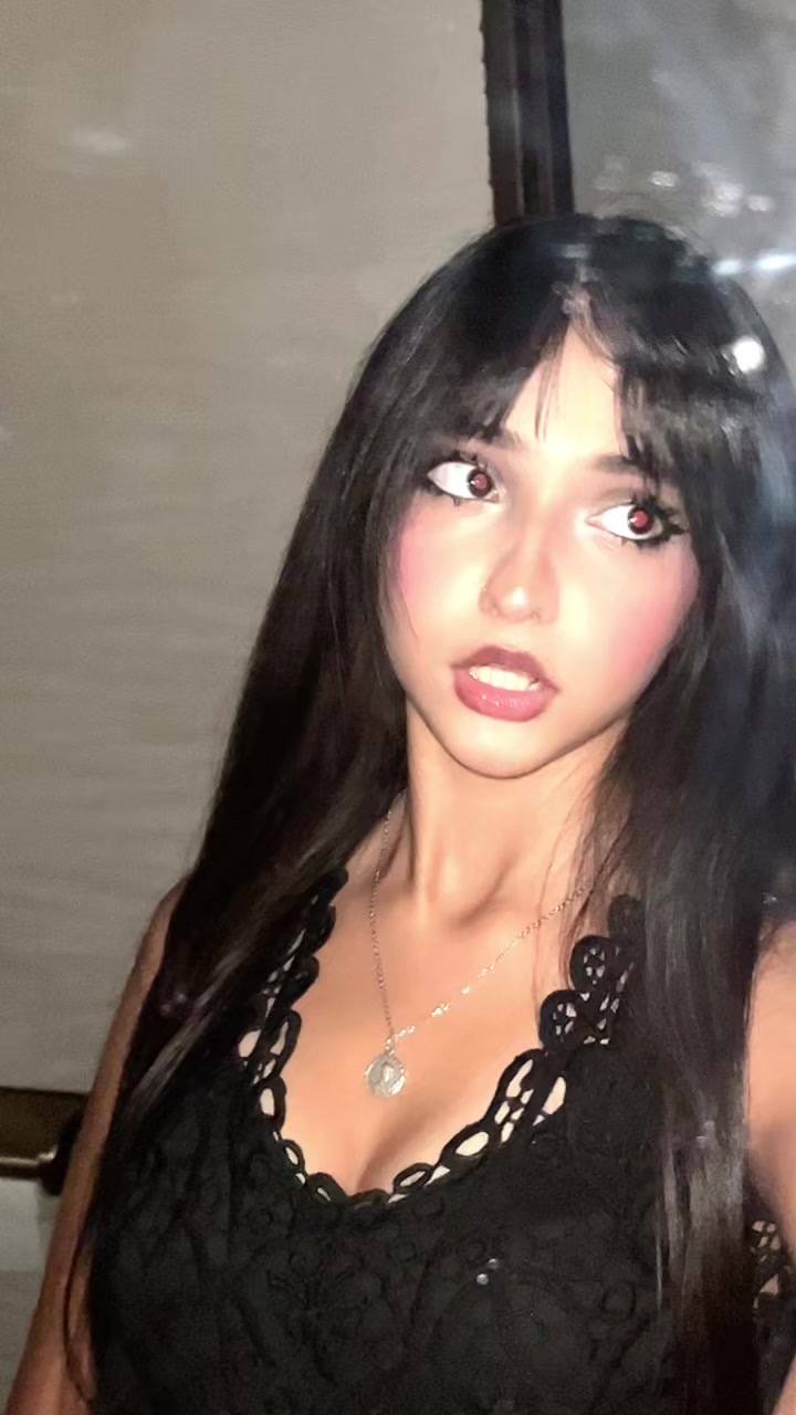 @🐚