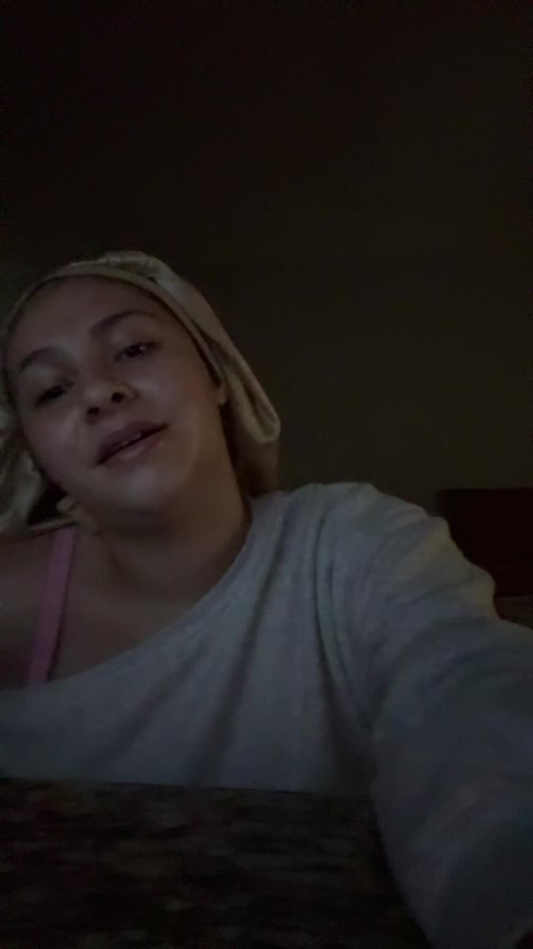 @idontlikepeople_.1