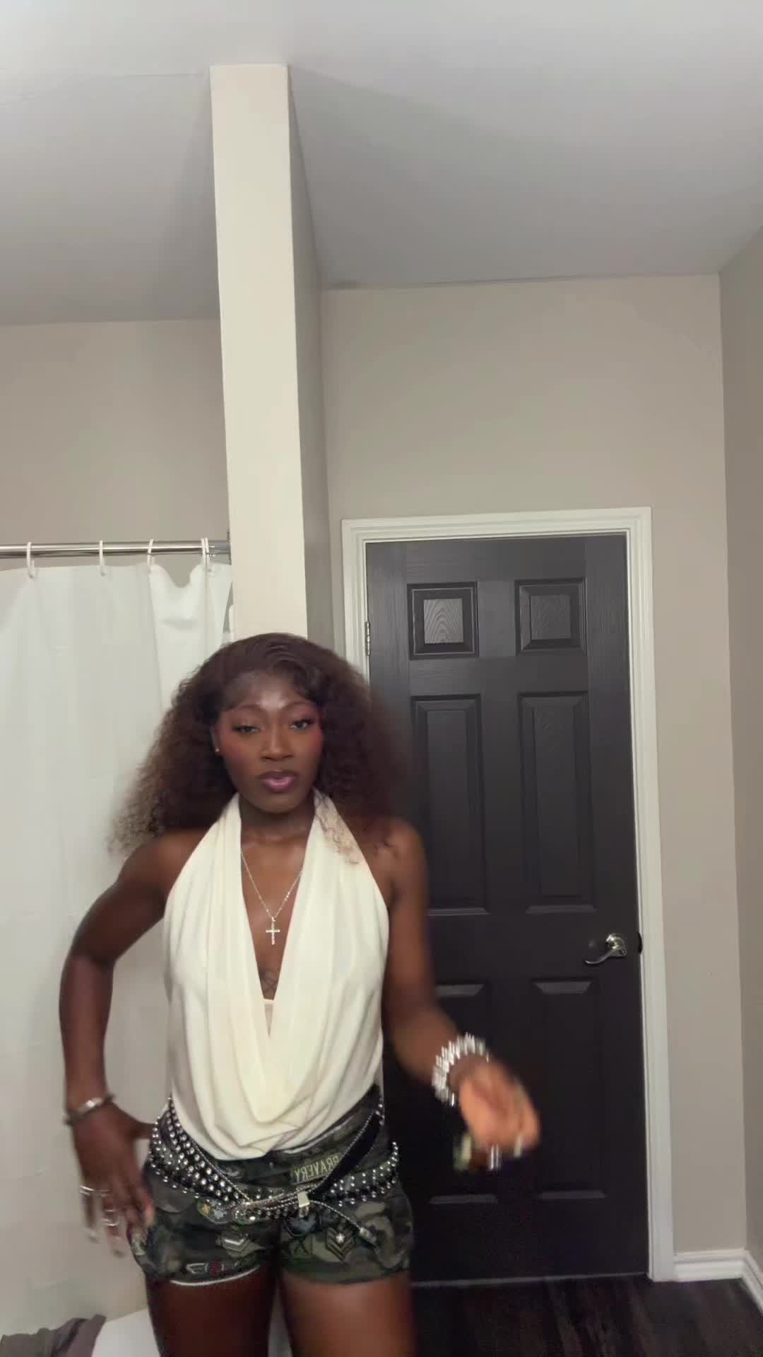 @Ayotee