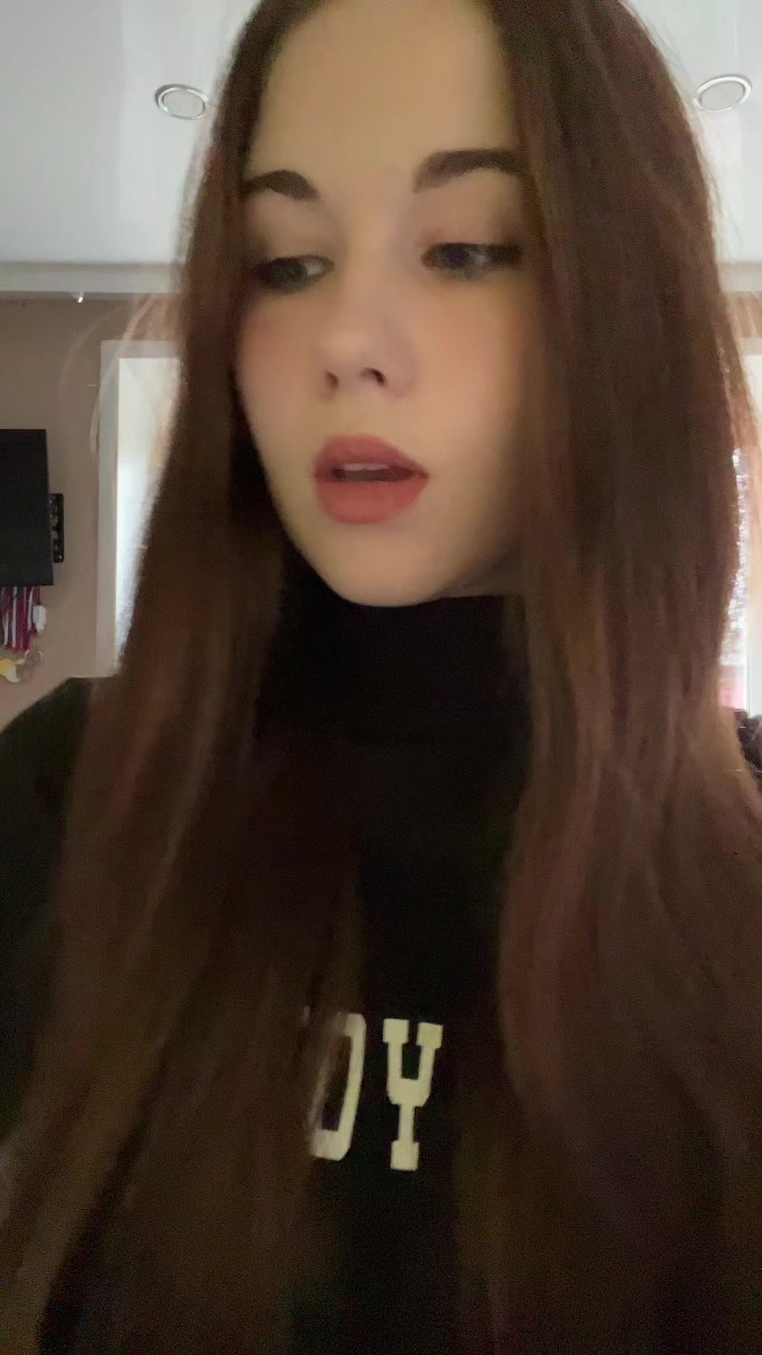 @𝐤𝐨𝐯𝐚𝐥𝐞𝐧𝐤𝐨