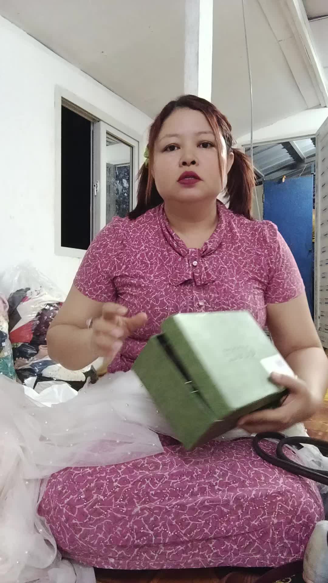 @ဆယ်လီအုပ်ကြီး