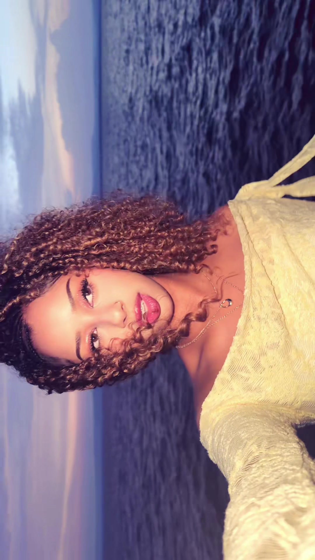 @𝓜𝓮𝓵𝓪𝓽✰