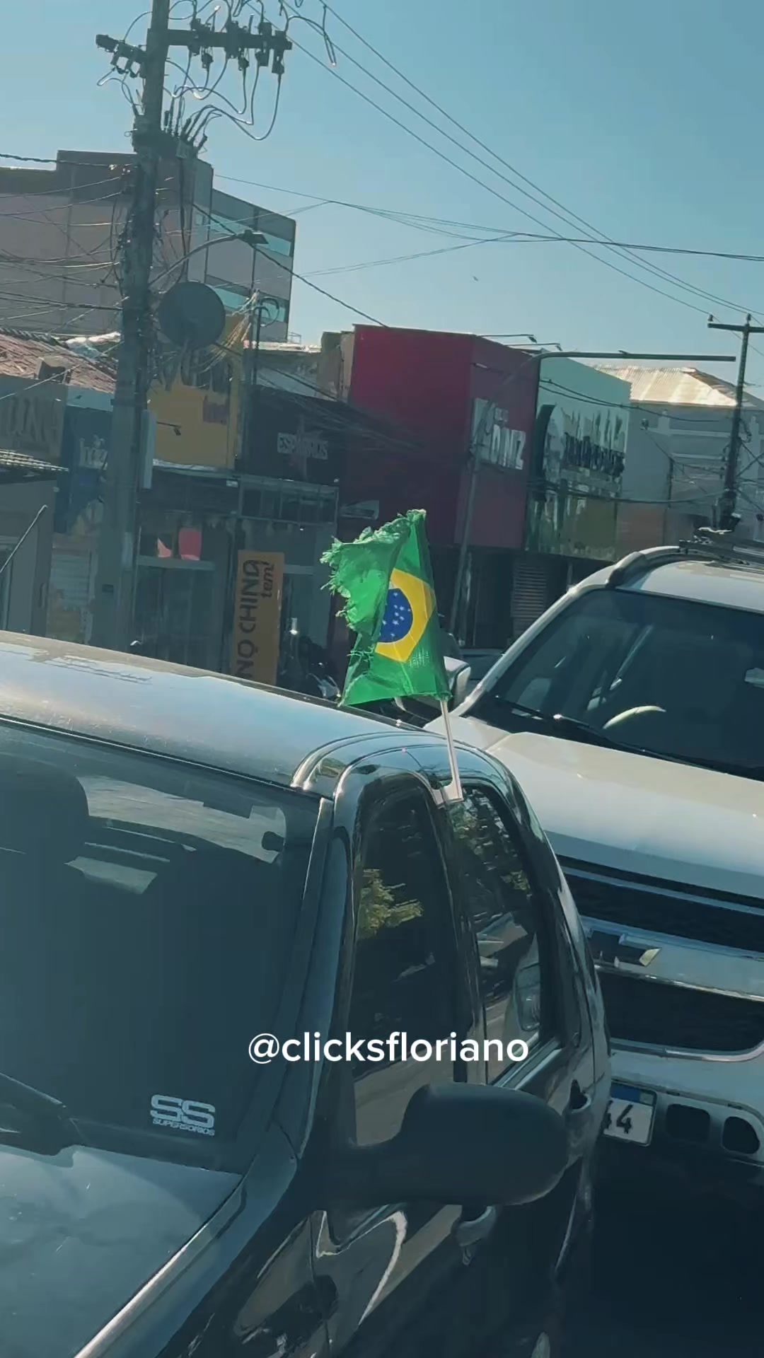@Clicks Floriano