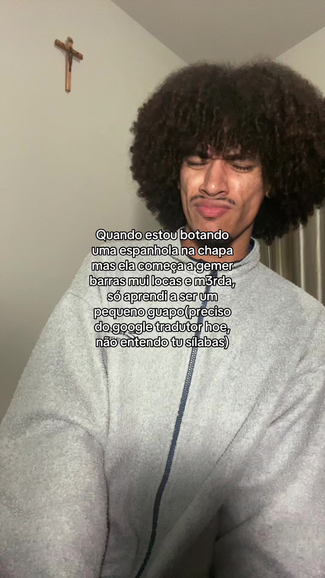 @neuvess_