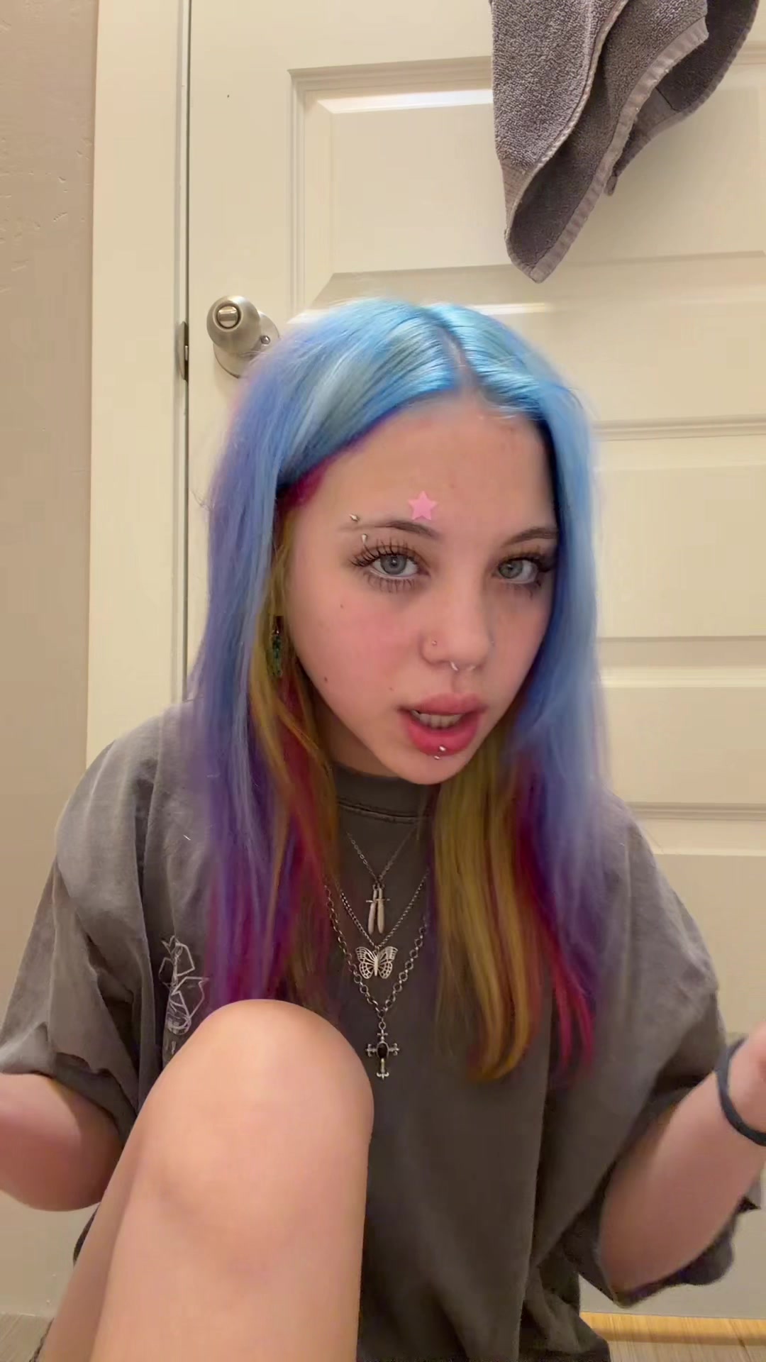 @..
