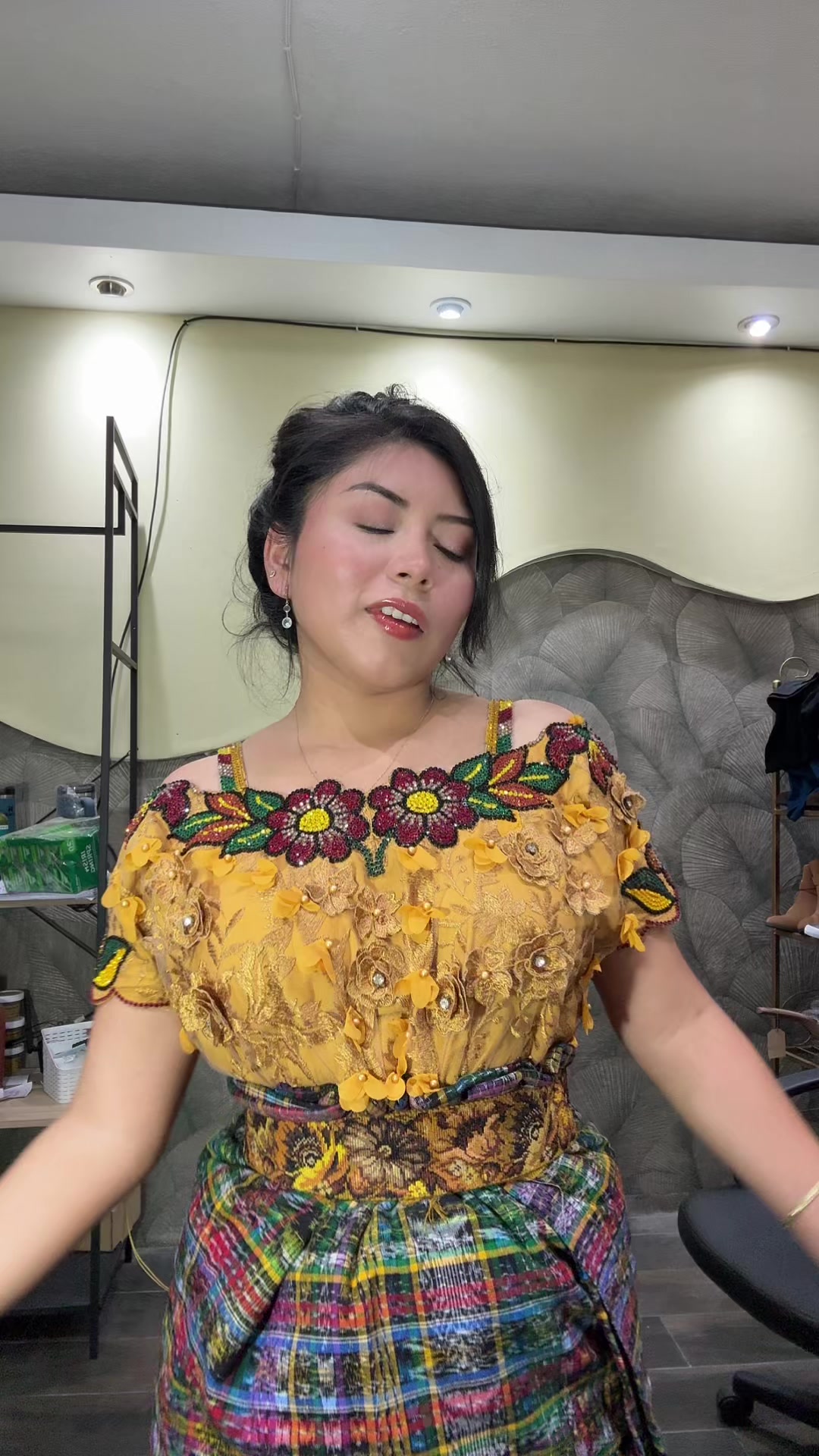 @Caterin Menchu ๐ด๐