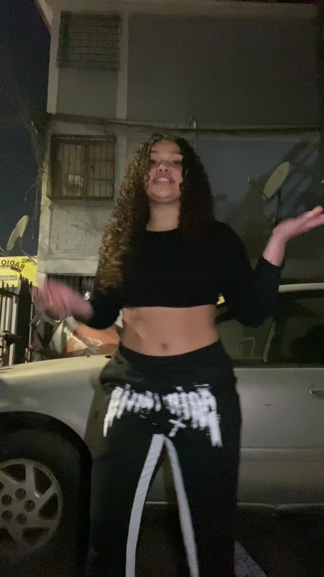 @🖤
