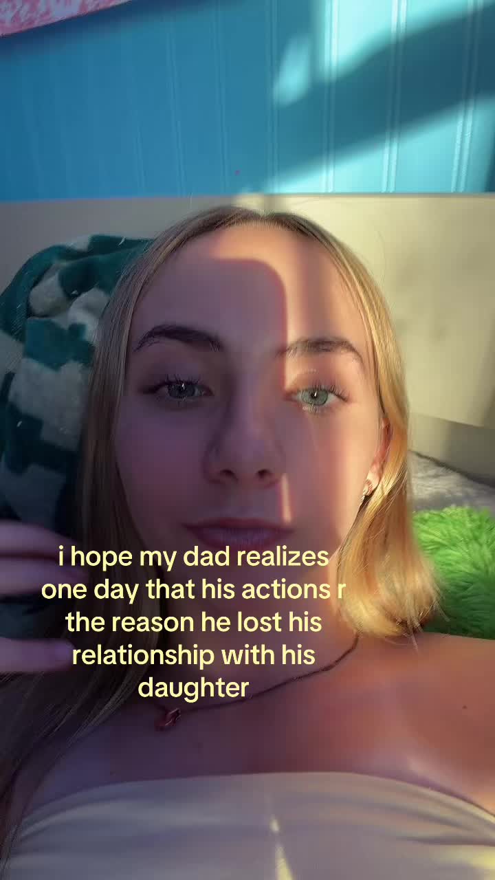 @???