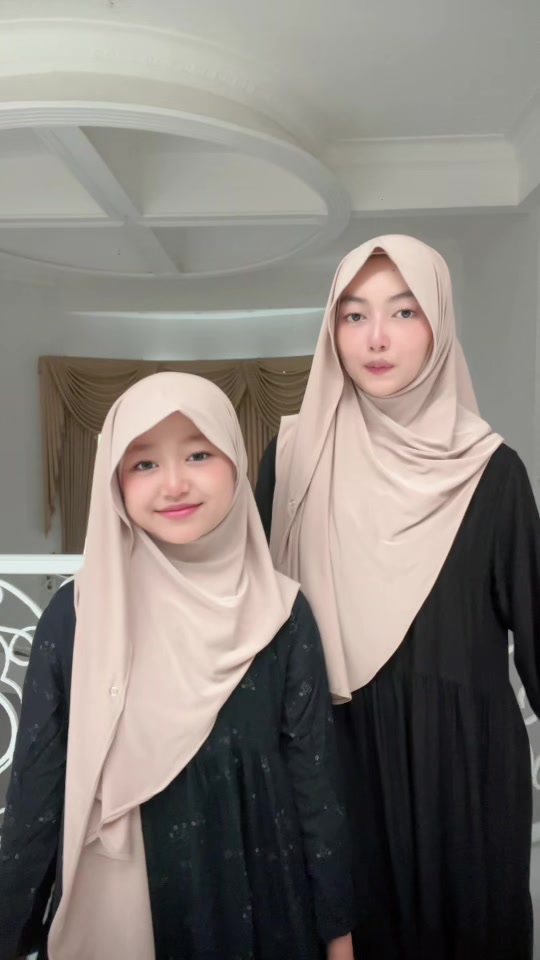 @MahkotaHijabStore