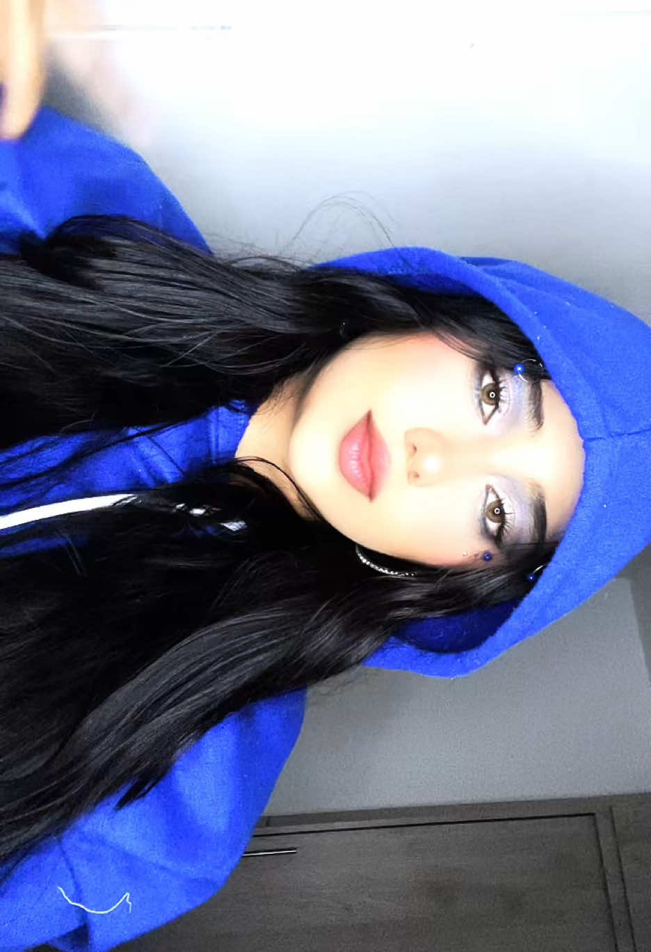 @Valentina 404 💙