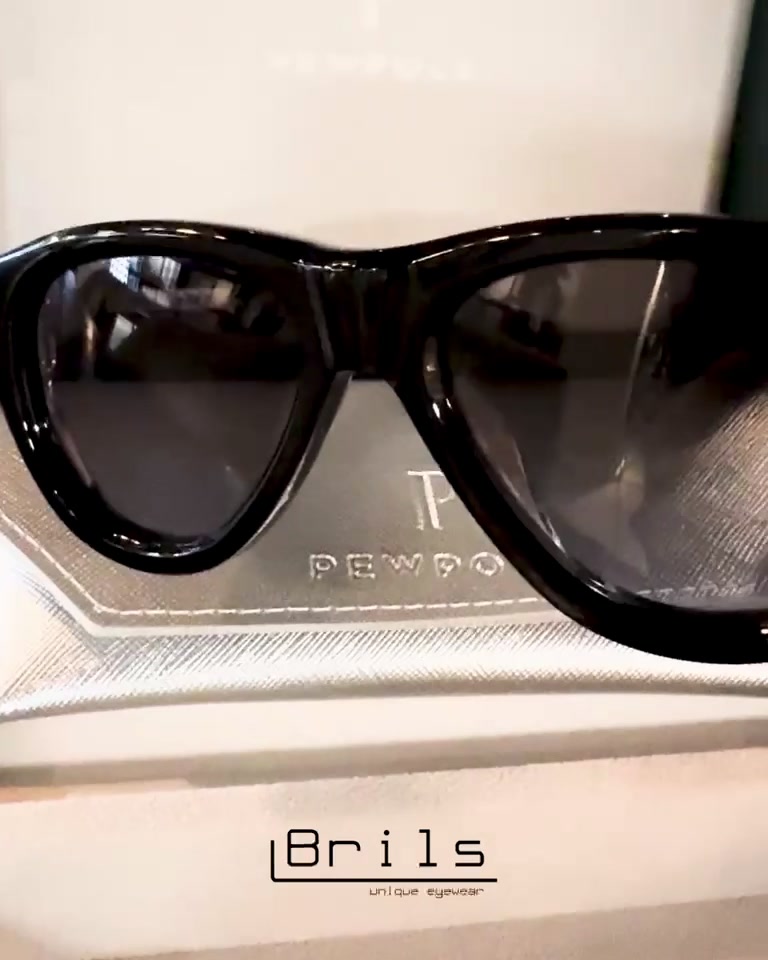 @Brils Unique Eyewear