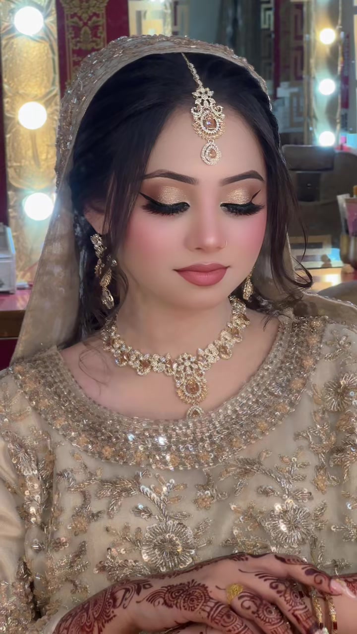 @Maheen&rsquo;s  Beauty  Parlour   ✅