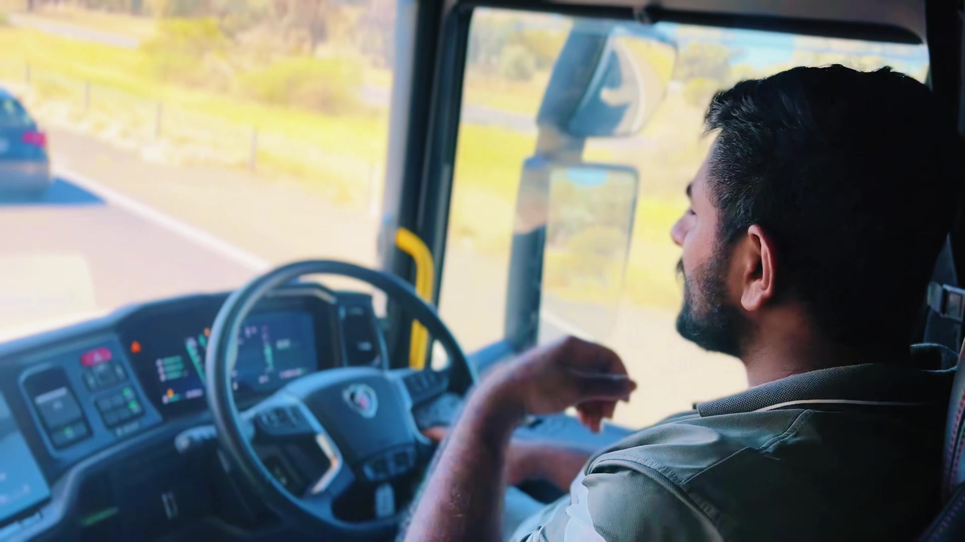 @Saqlain Tarar  🇵🇰 🇦🇺