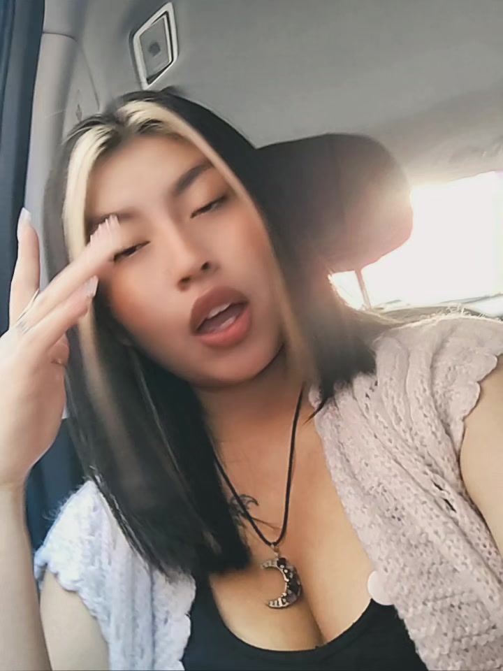 @๐๐ฅ๐ขs ๐๐จ๐ซ๐ง๐๐ฃ๐จ๐ฆ๐ฅ๐