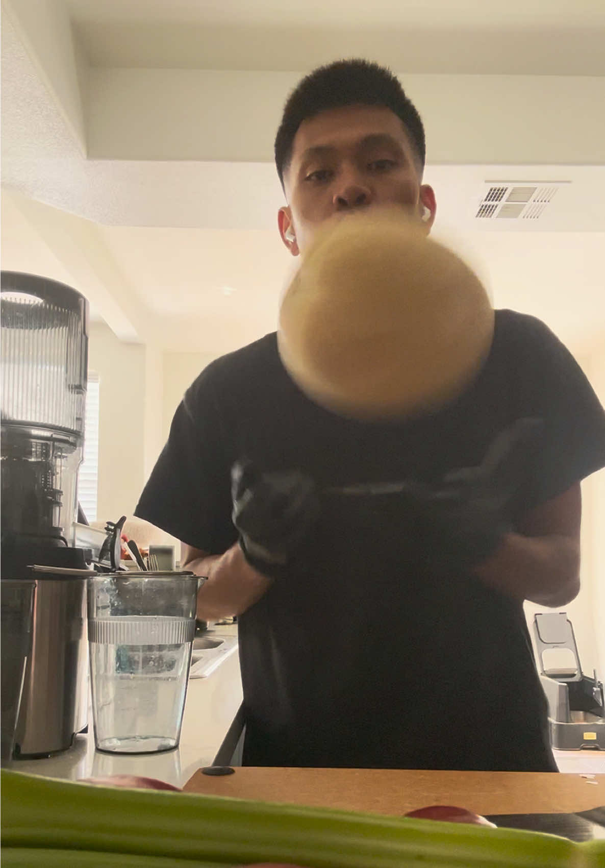 @joveeczen