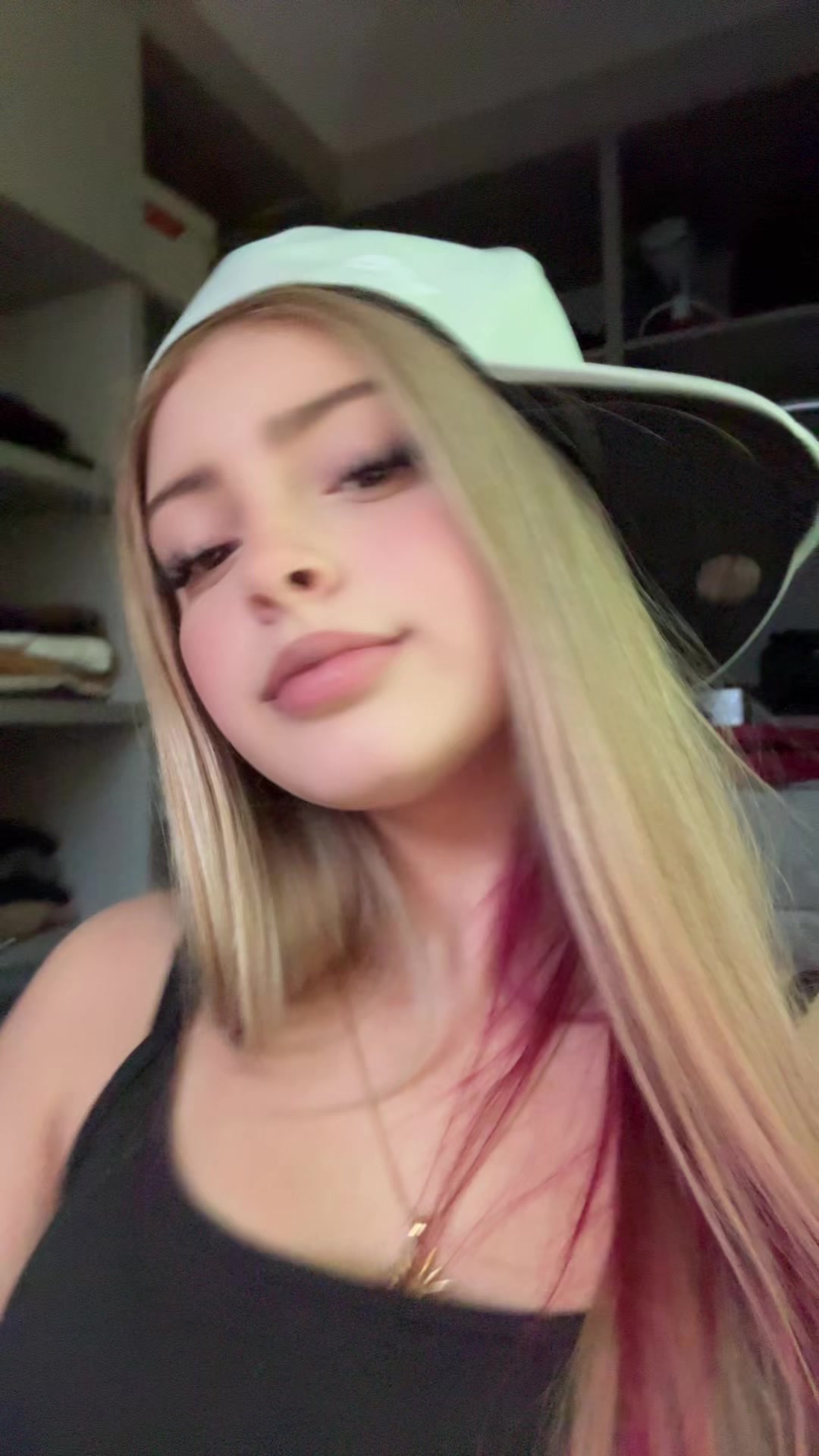 @𝕸𝖆𝖞𝖓𝖆𝖗𝖙 💭