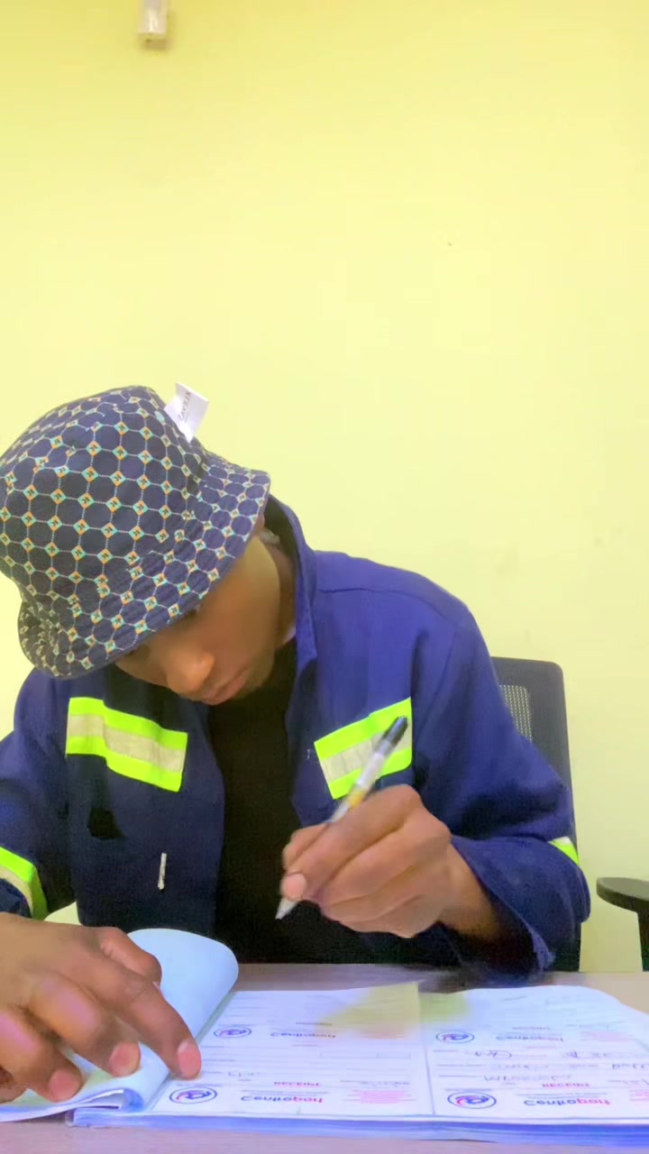 @umadlekhafulamusic