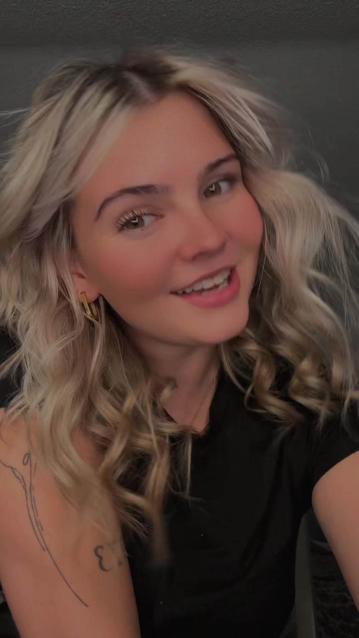 @caitlintizard