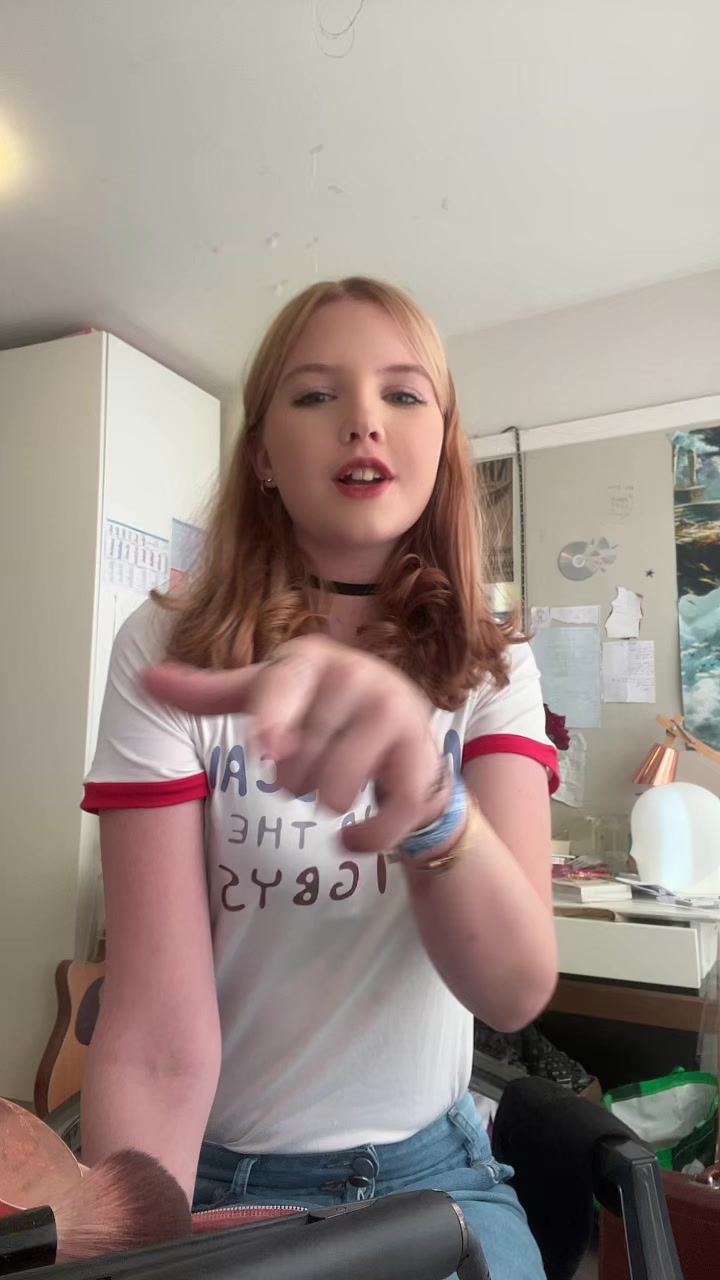@Willowww