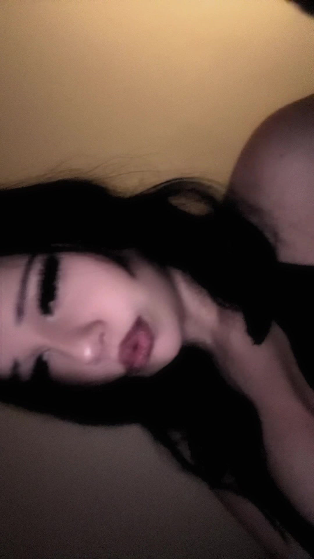 @✞