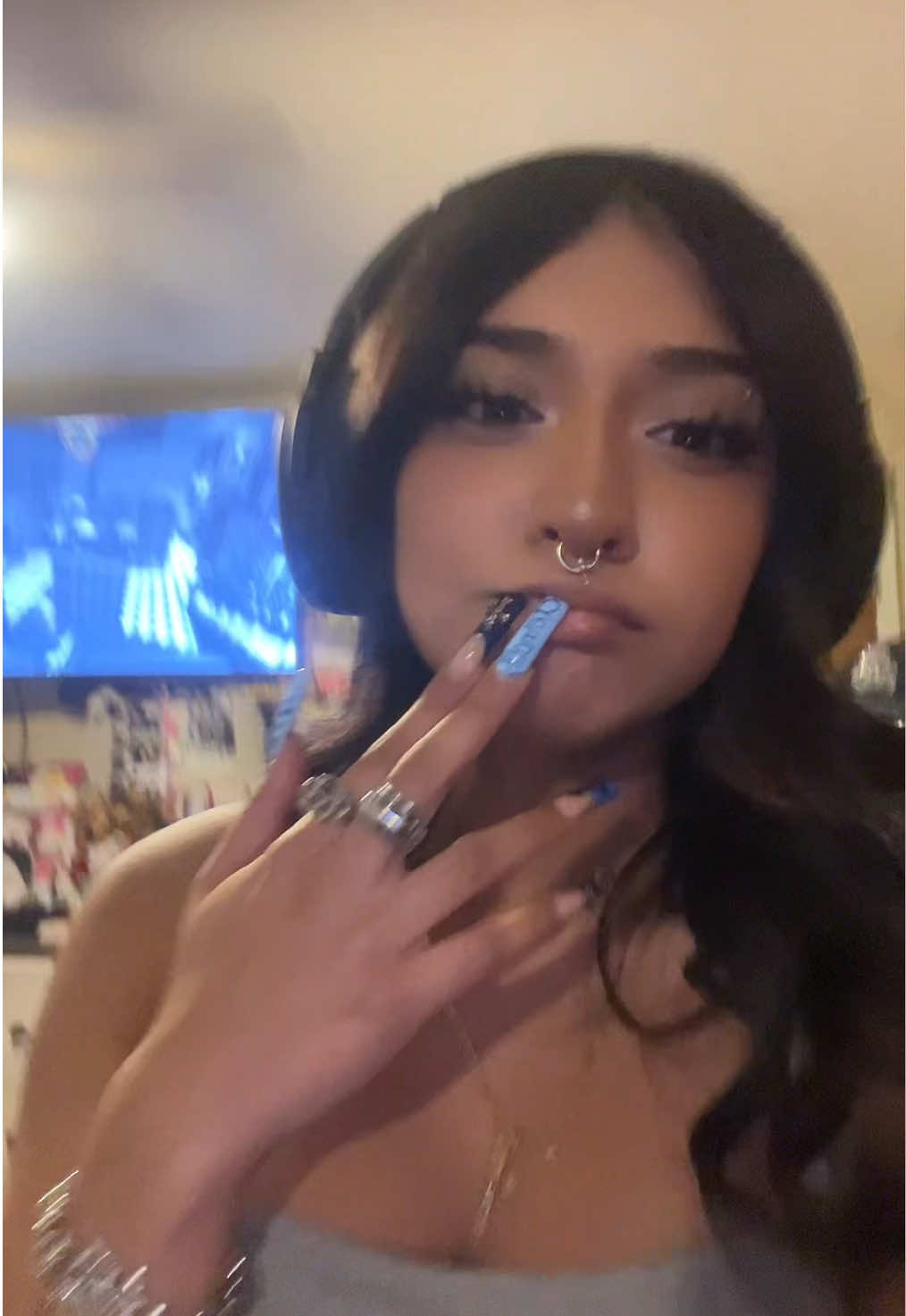 @ari 𖤐
