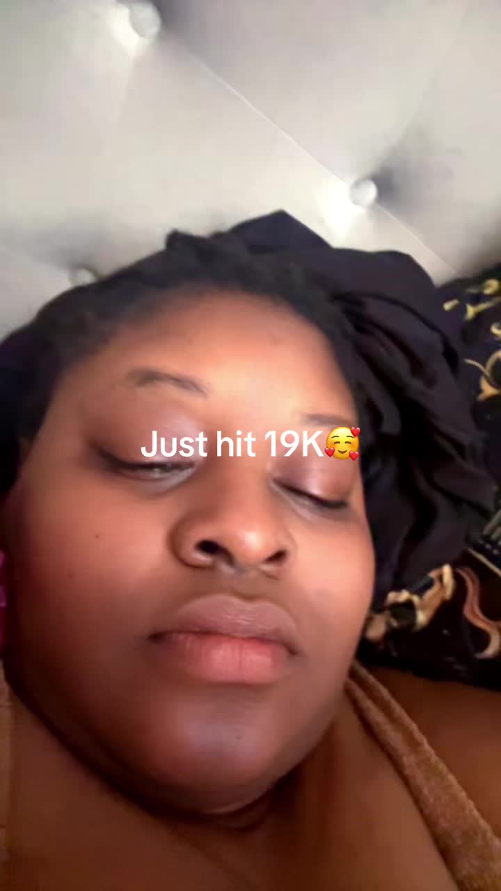 @BigRifathaGoddess