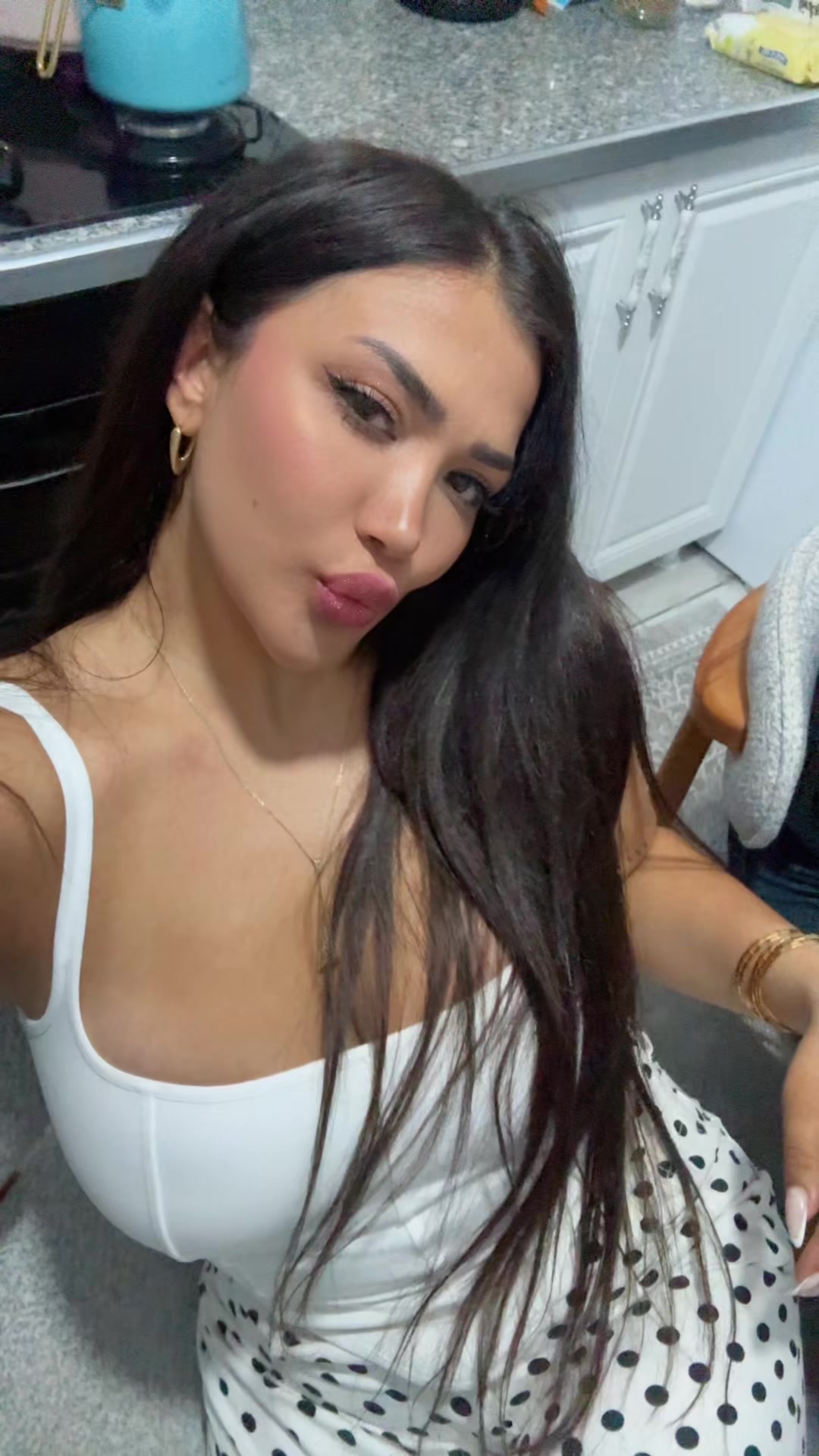 @Mahsa__eyr