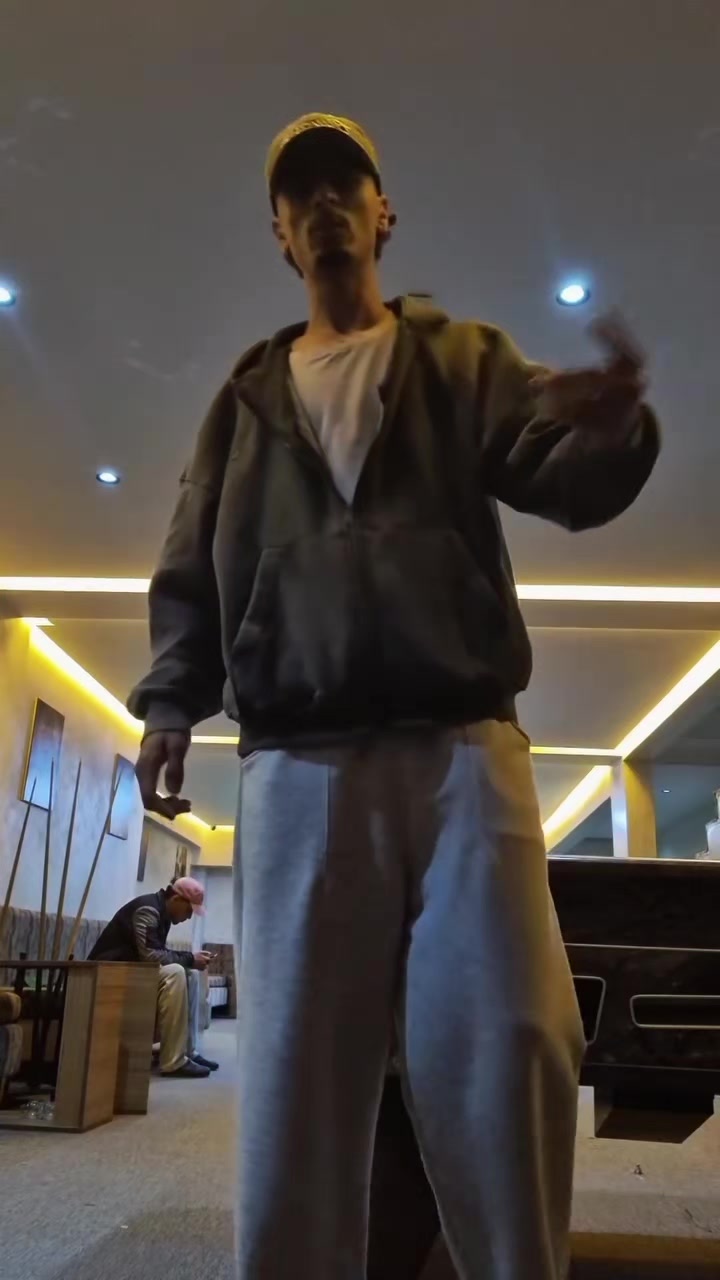 @GAAAATSUU𒉭َ