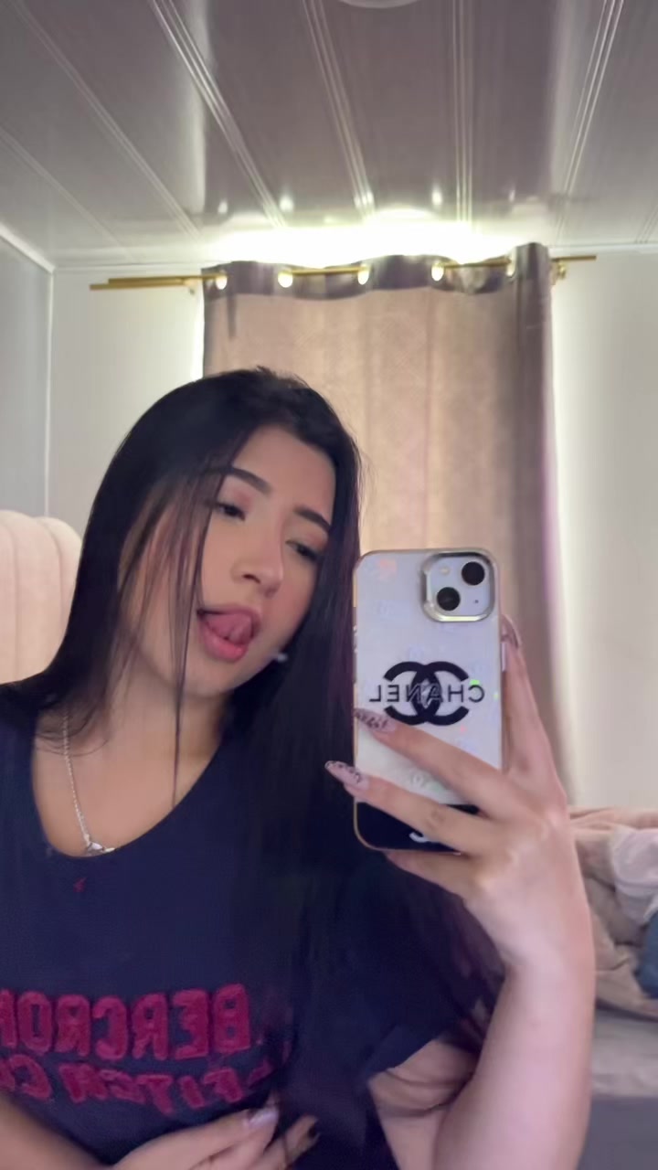 @danis229419