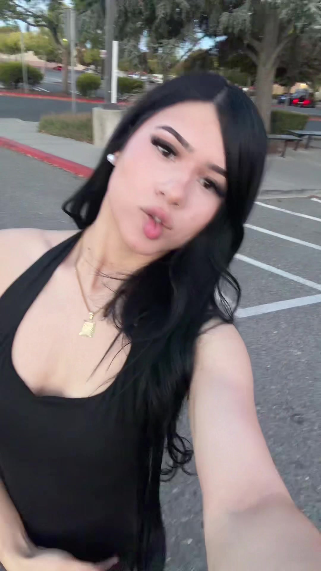 @mialnavarro