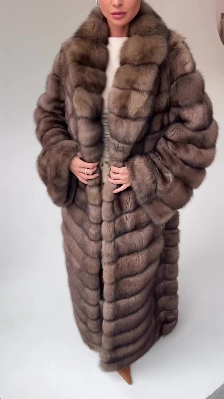 @Luxurious Boutique Yana