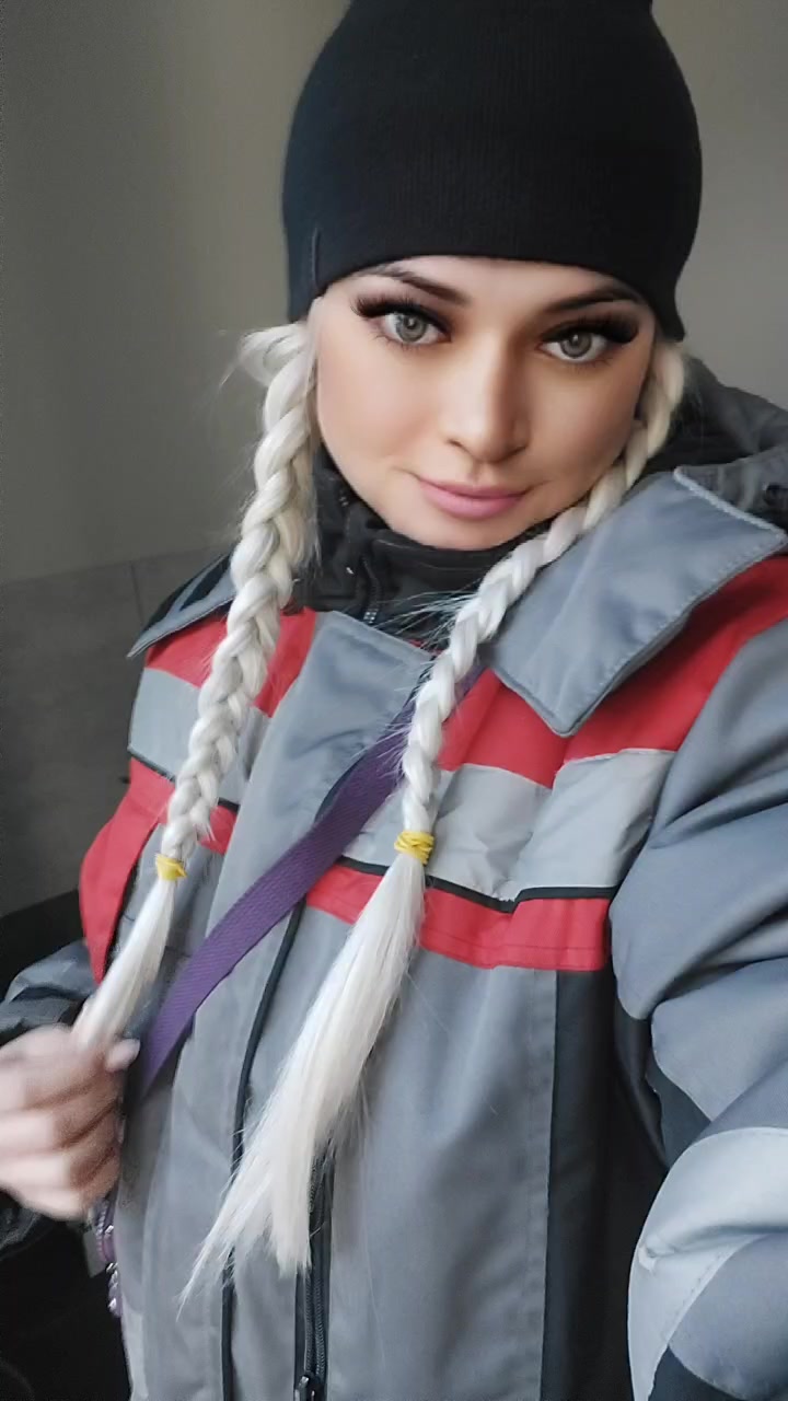 @Alena Volkova