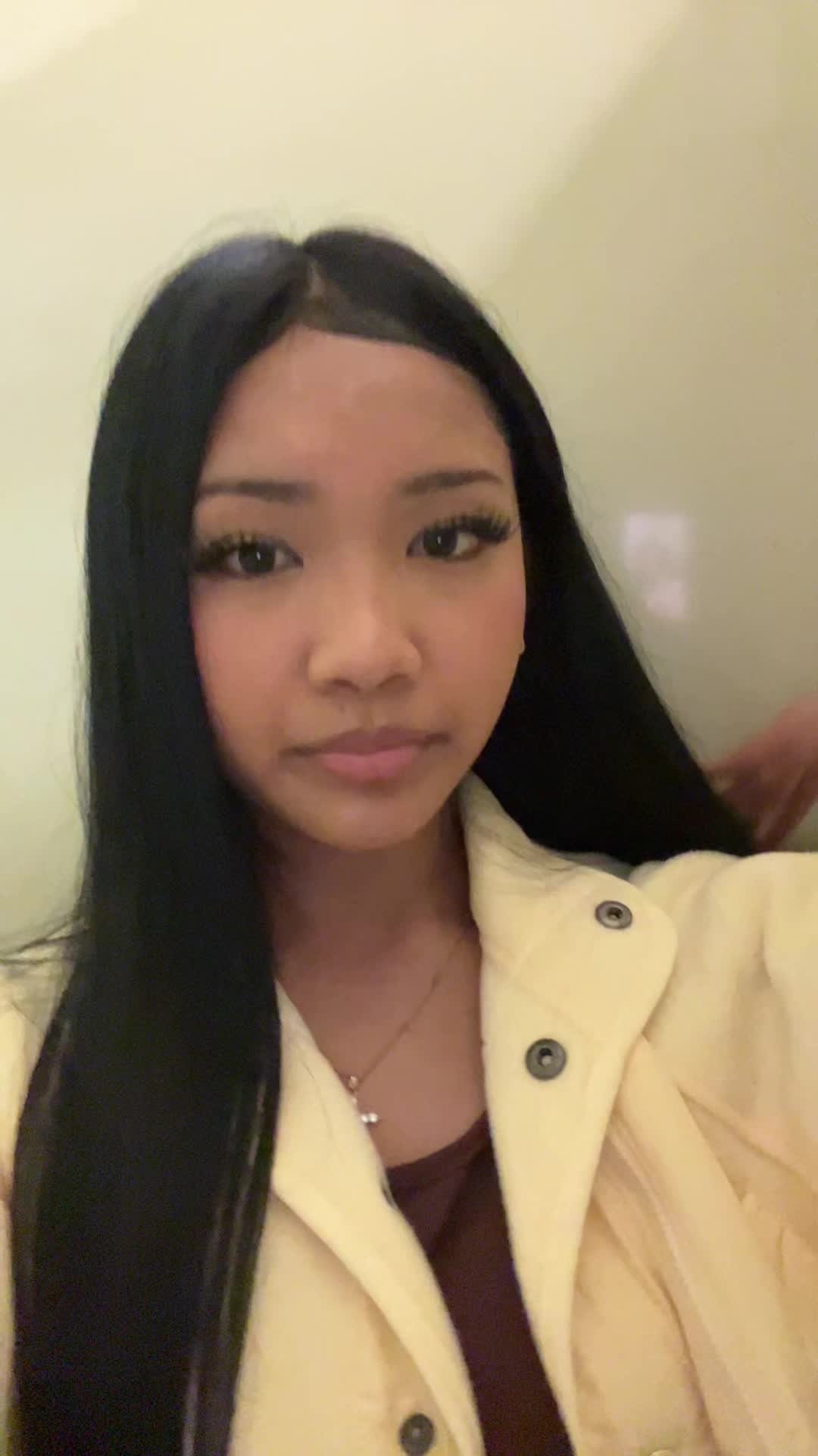 @🤖