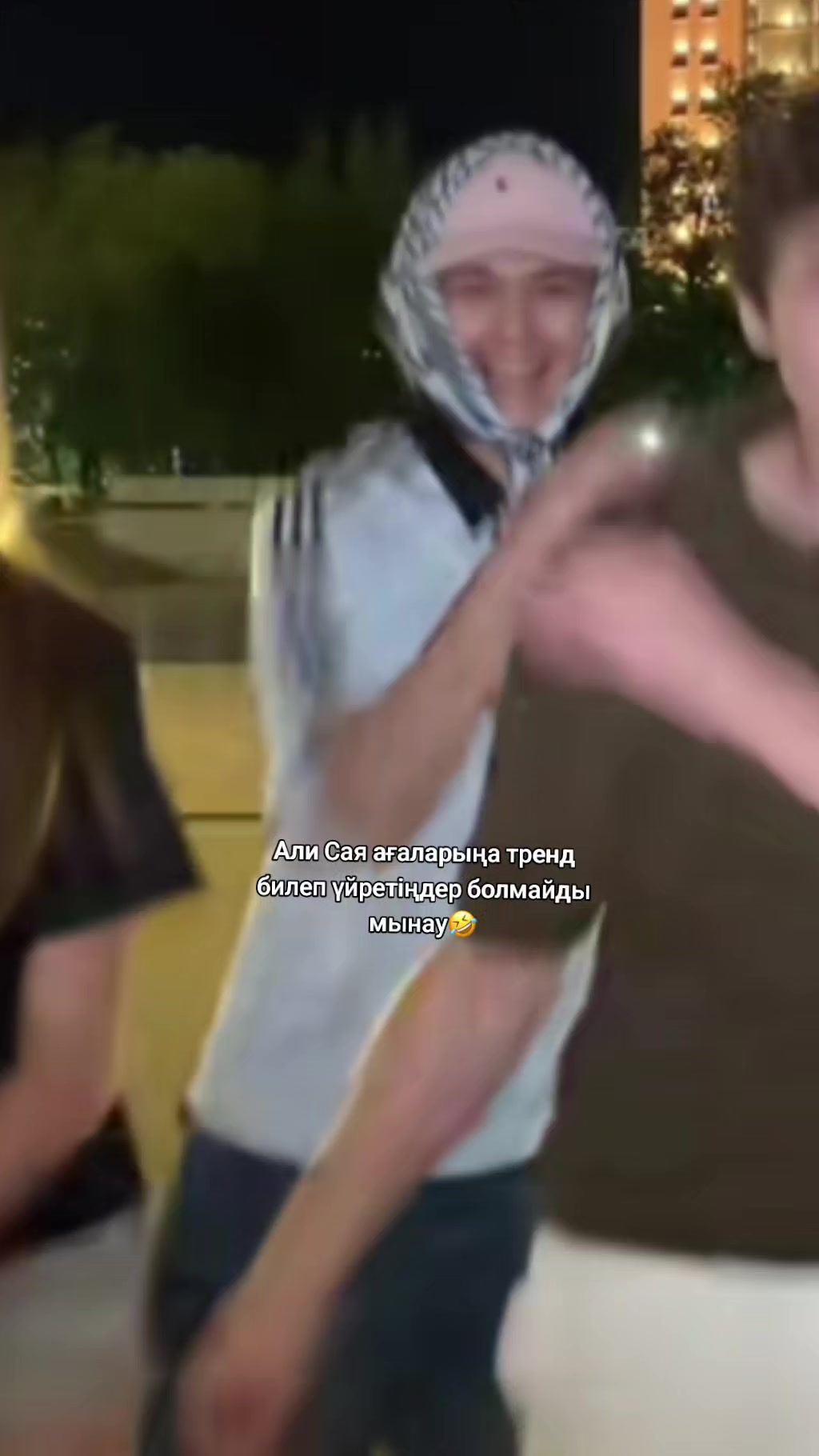 @𝐴𝑖𝑠𝑆𝑎𝑑𝑟𝑖𝑛𝑔💫
