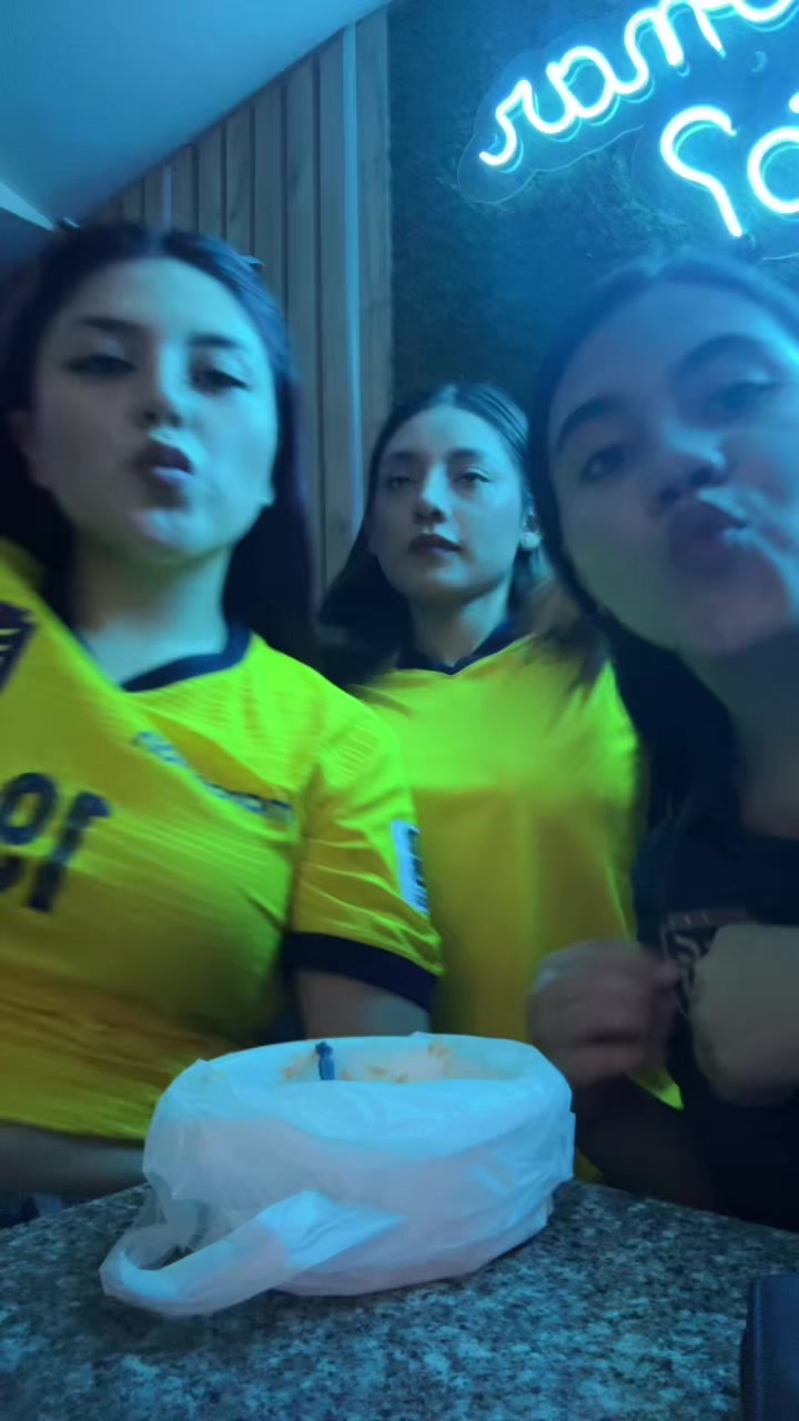 @Nicole Alberca