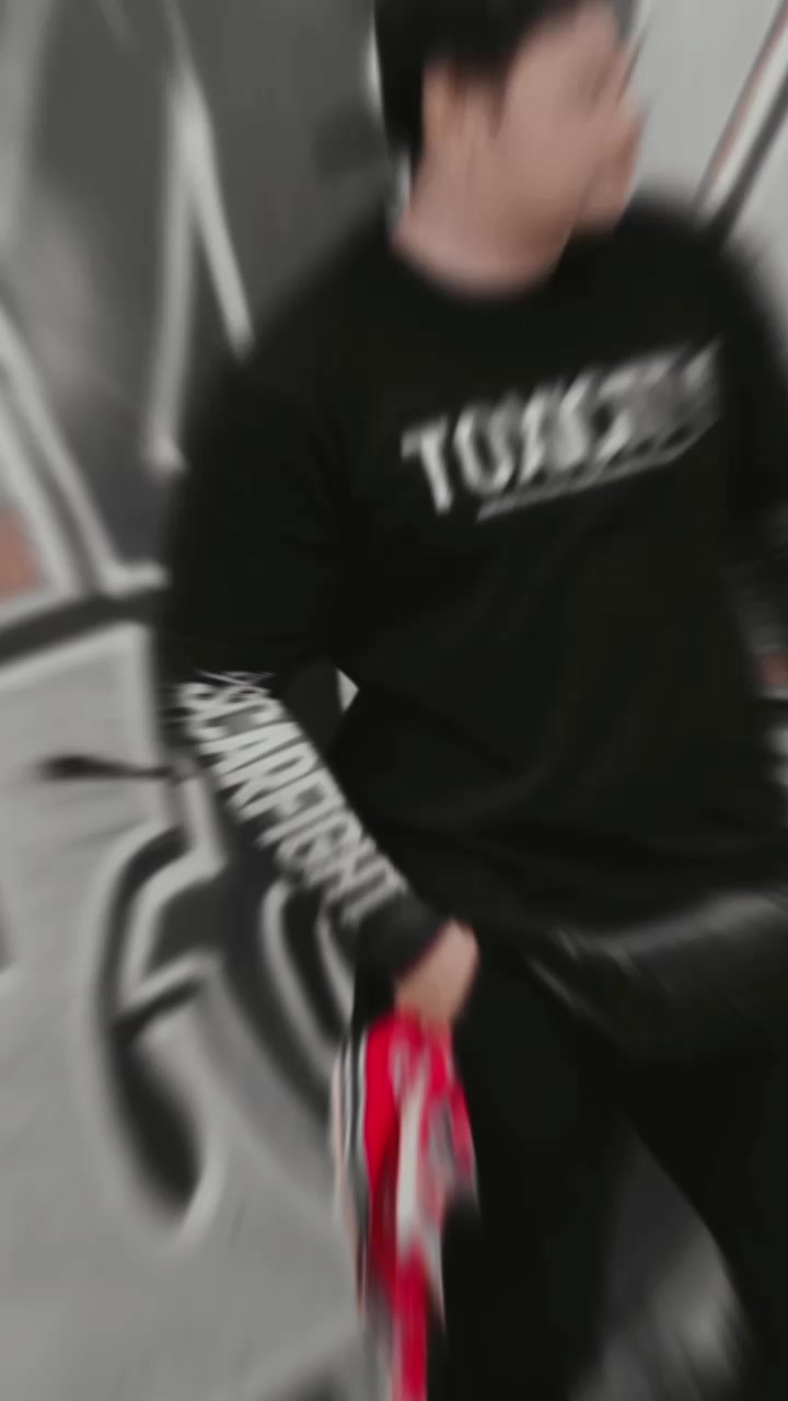 @KRISBOXMMA