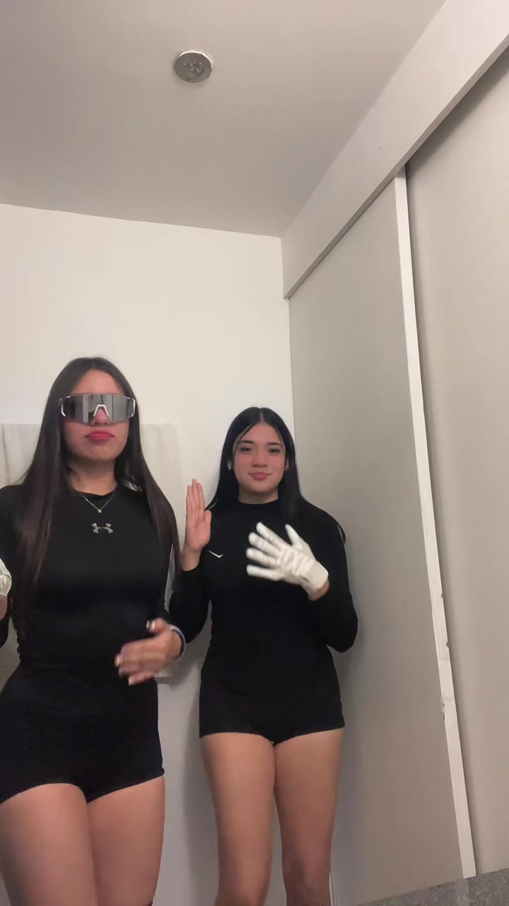 @Saraa