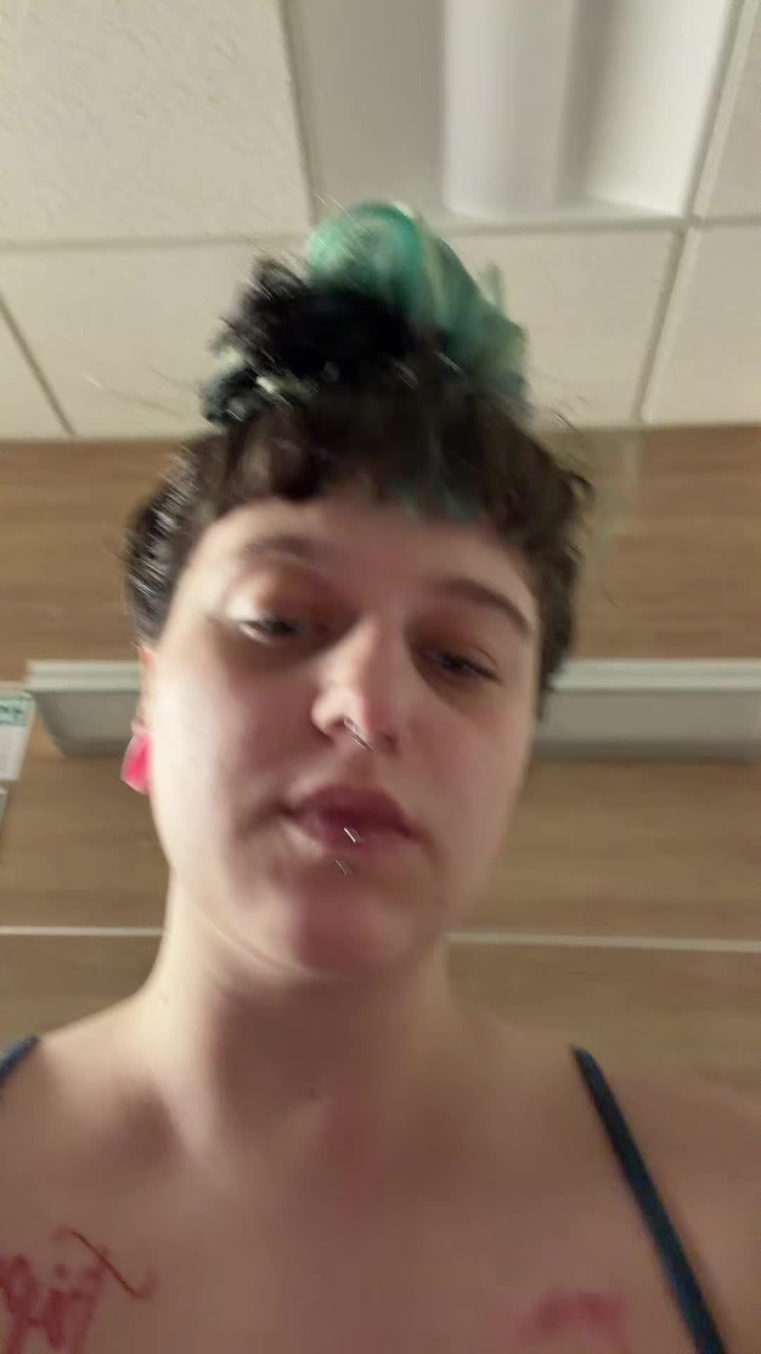 @kelseylovesplants