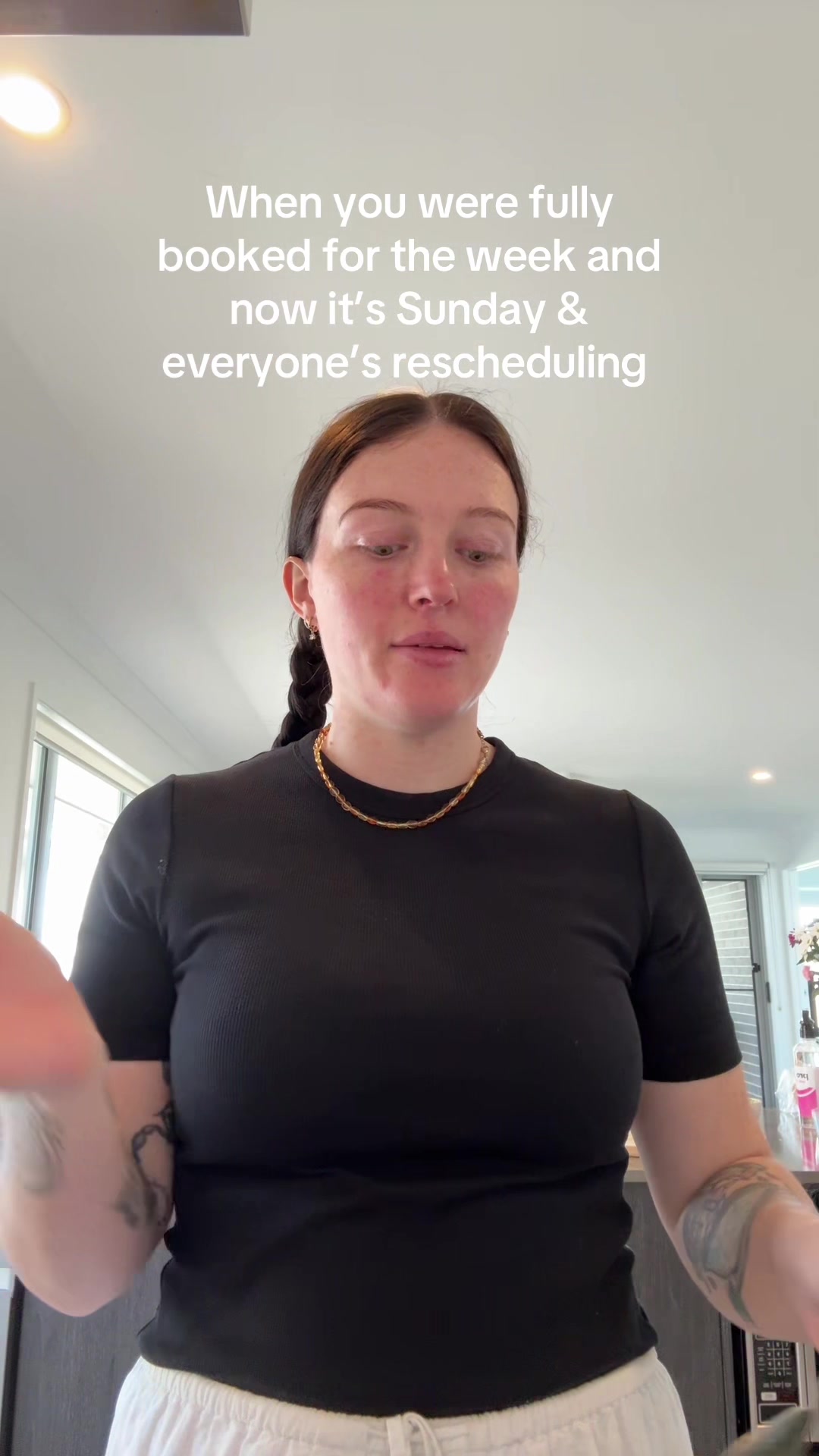 @alicemutch_