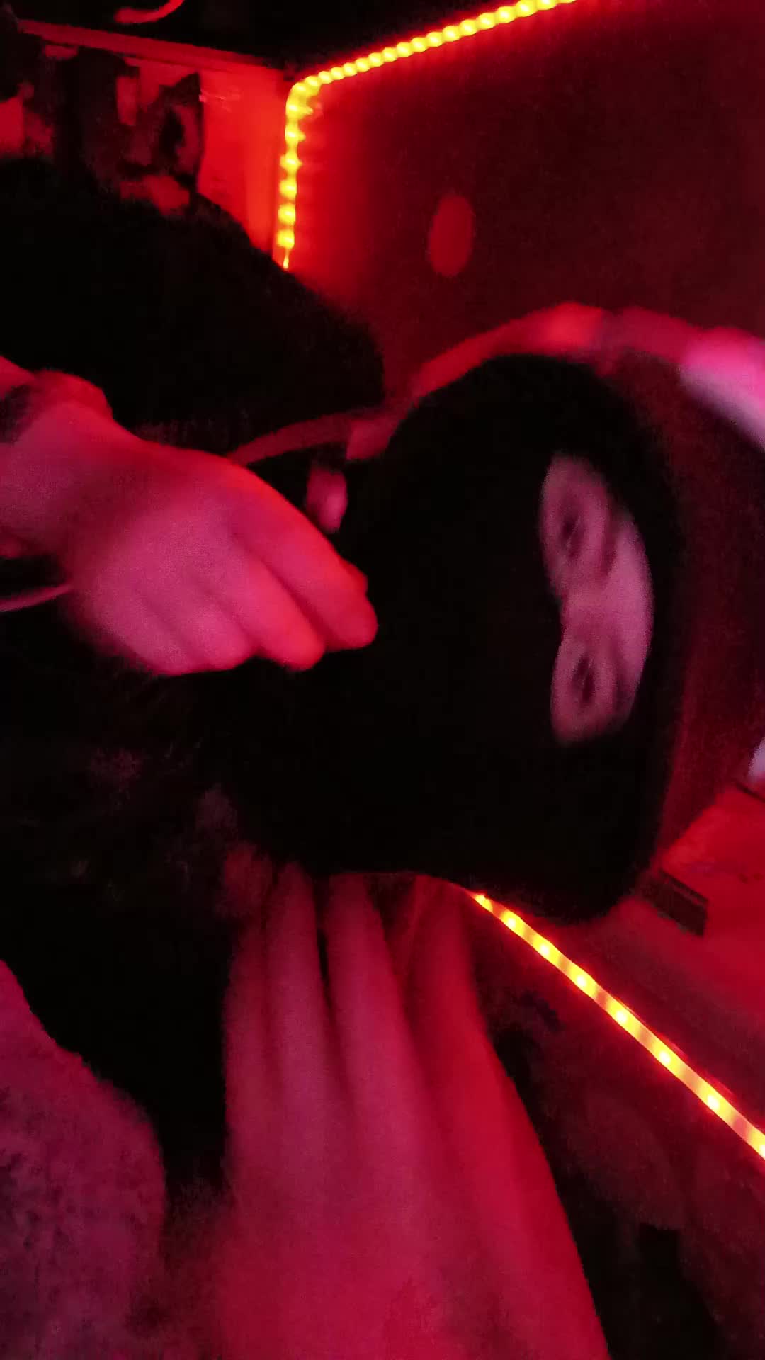 @†+✝+ 𝕳𝖊𝖑𝖑𝕳𝖔𝖚𝖓𝖉 +✝+†