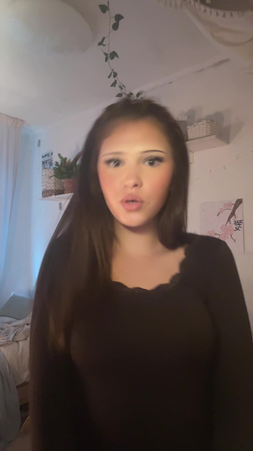 @Милана🪐