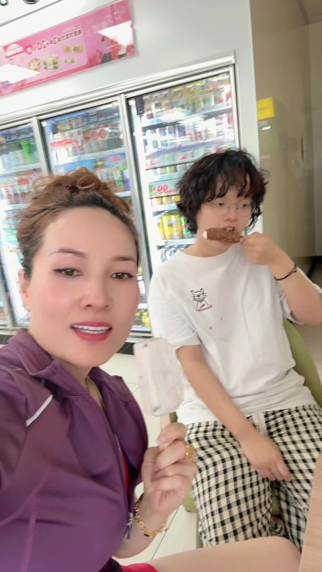 @辣媽hienvo
