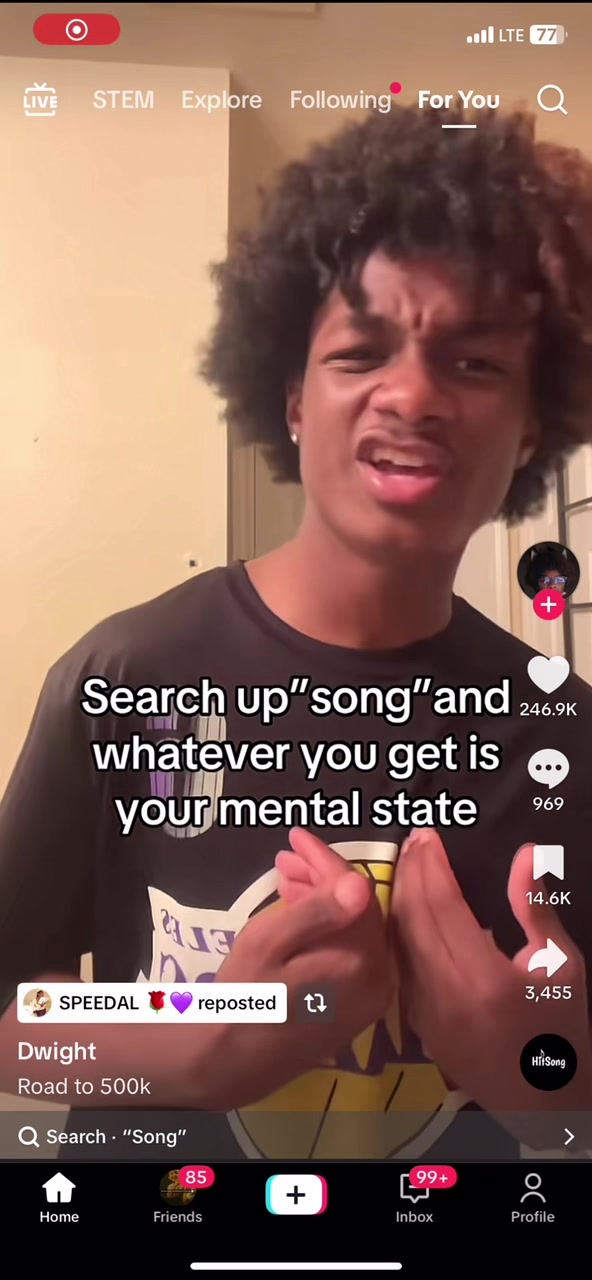 @MŎÑËŶ_ _MİN̈ĎĘĐ💸💲🔫