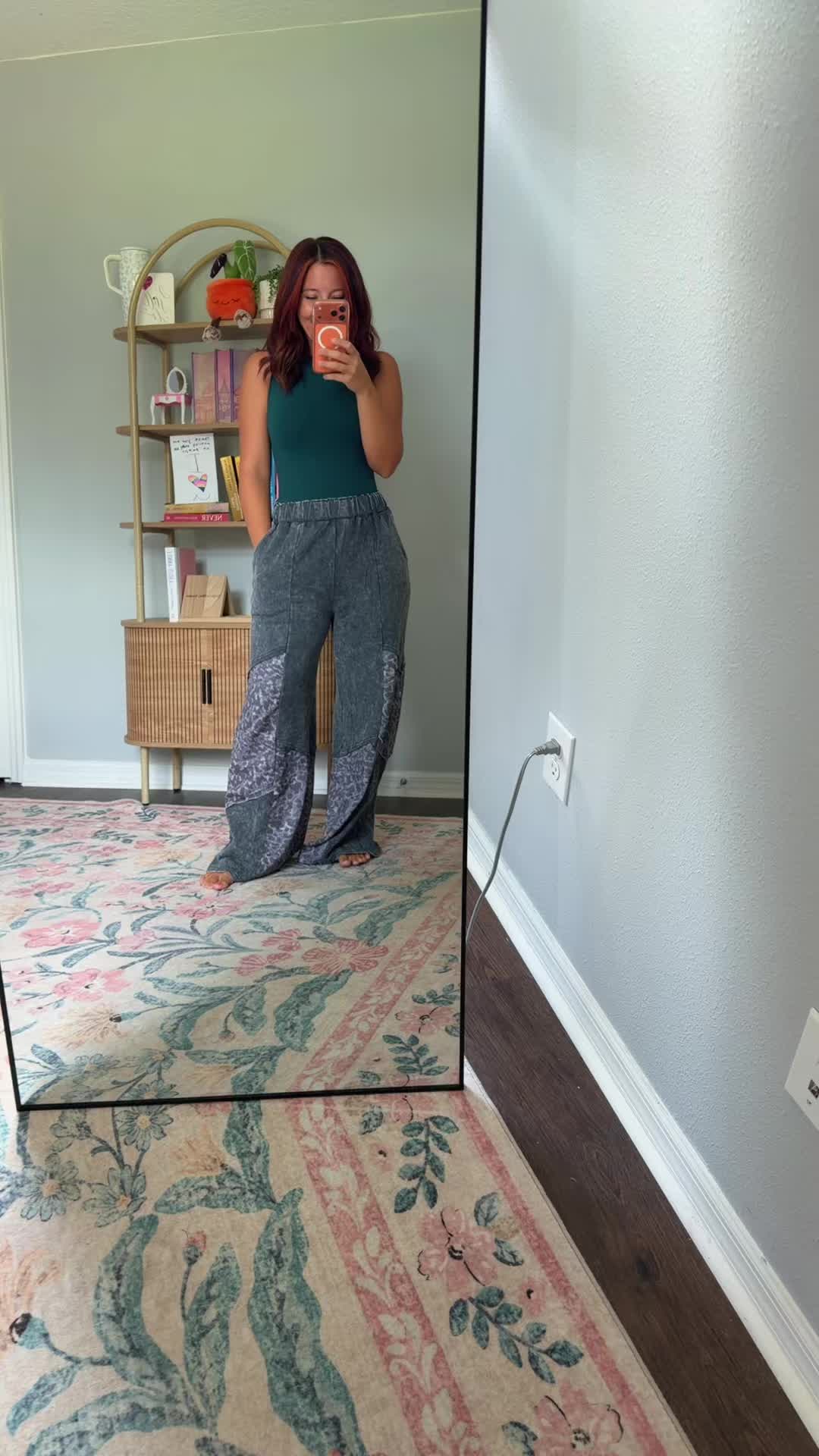 @momwithaplot