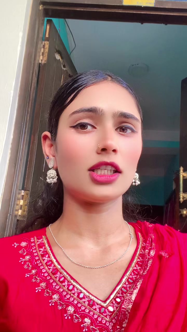 @महा__रानि👰❤️👑__