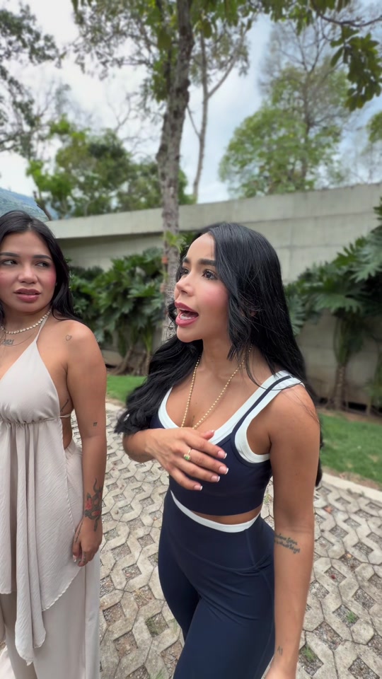 @LORENA🫦
