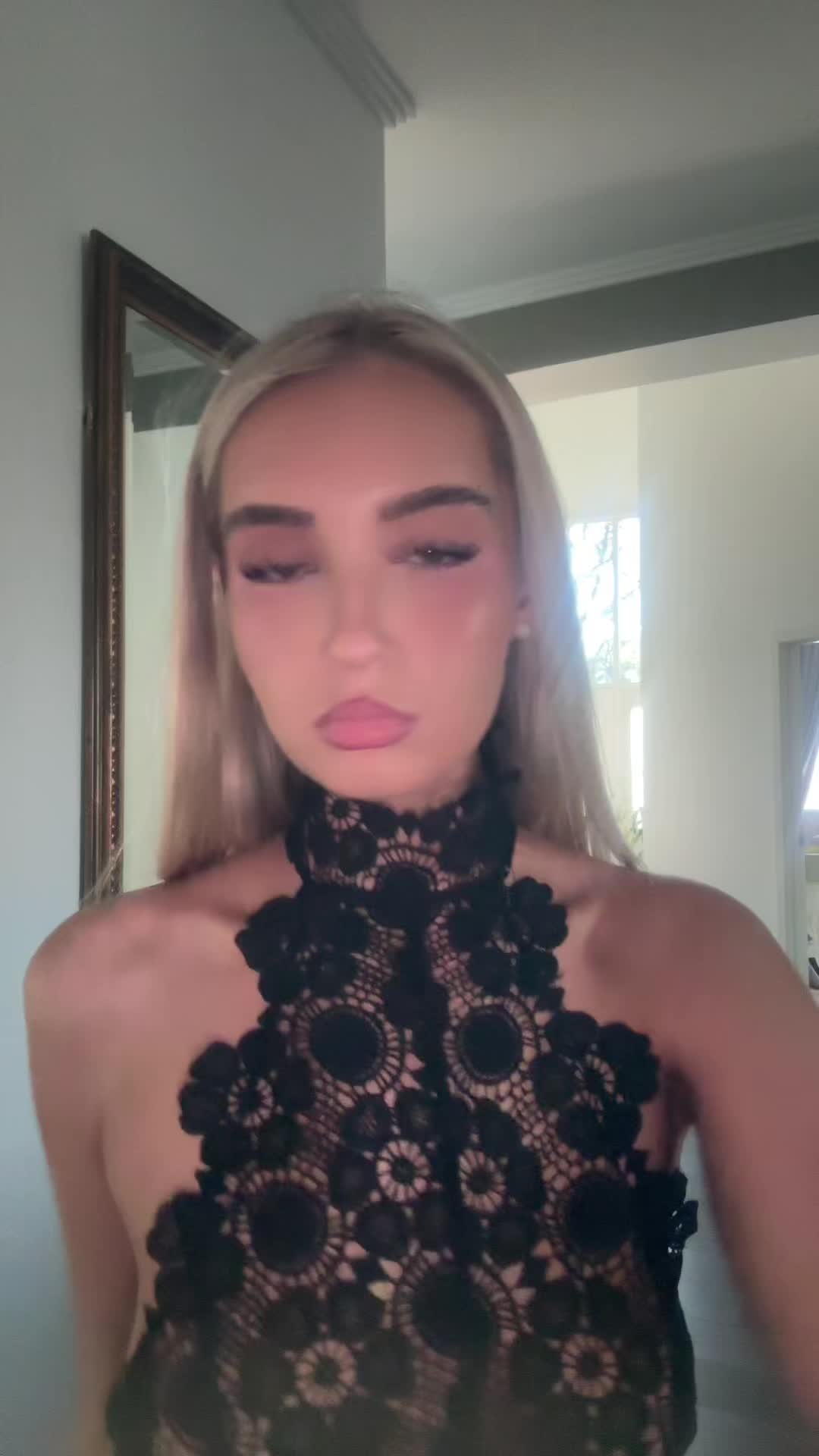 @Milania
