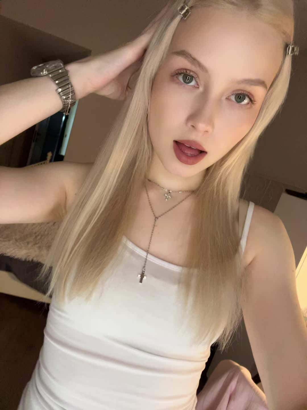 @Тгк:СОНЯ СНОВА 💋