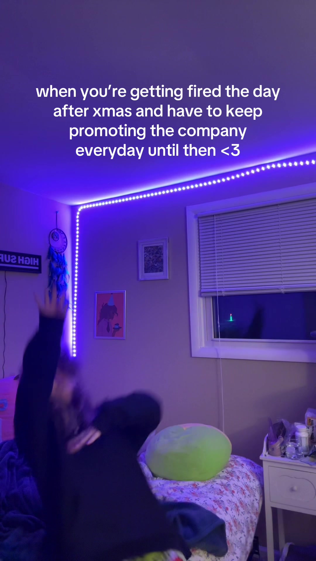 @mo