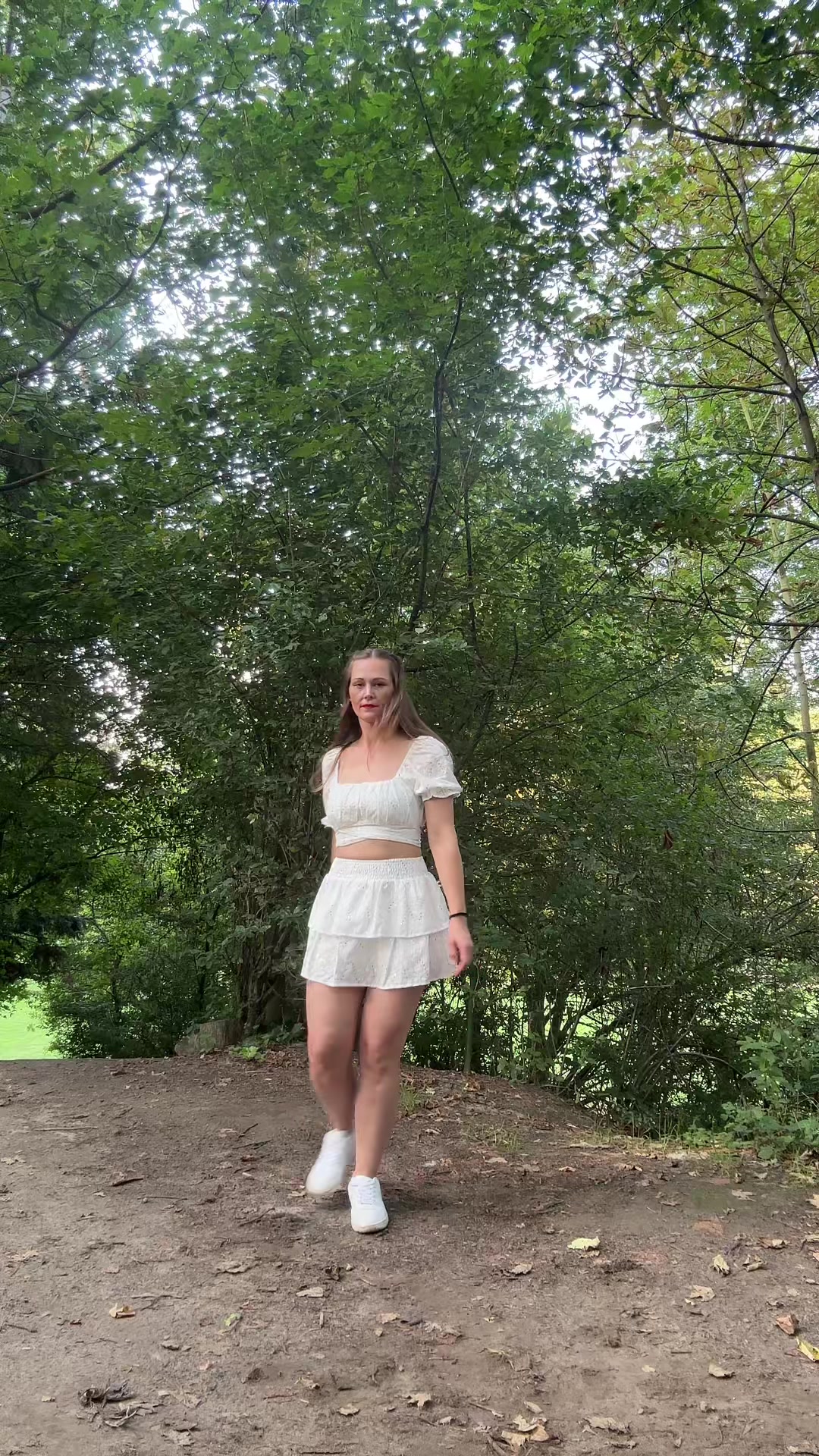 @joanna.lesley_